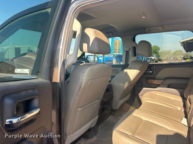 image for item NB9376 2018 GMC Sierra 1500 Crew Cab pickup truck