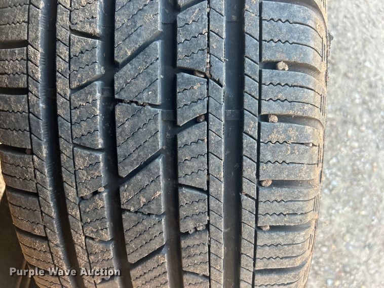 image for item NB9376 2018 GMC Sierra 1500 Crew Cab pickup truck