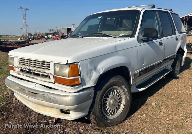 image for item NB9377 1994 Ford Explorer SUV