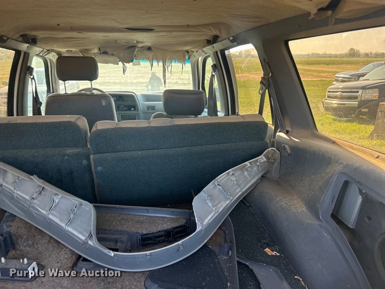 image for item NB9377 1994 Ford Explorer SUV