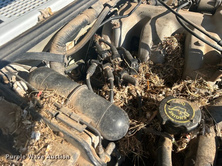 image for item NB9377 1994 Ford Explorer SUV