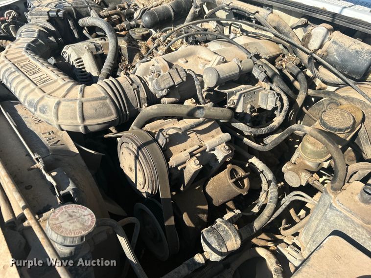 image for item NB9377 1994 Ford Explorer SUV