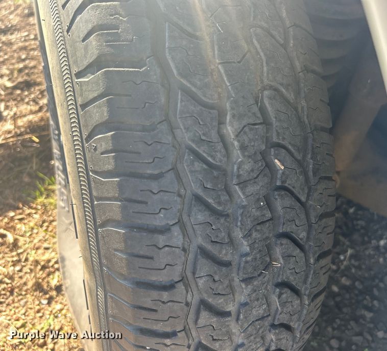 image for item NB9377 1994 Ford Explorer SUV