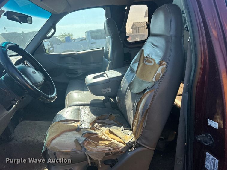 image for item NB9379 1997 Ford F150 SuperCab pickup truck