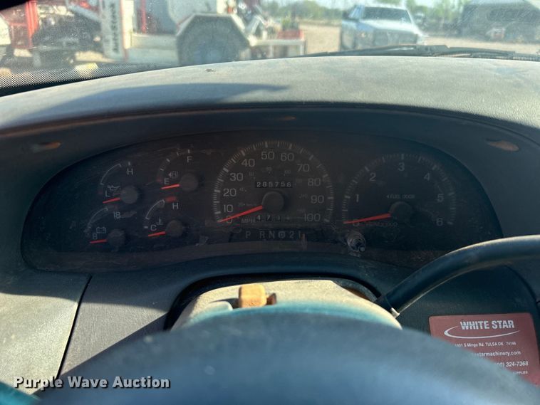 image for item NB9379 1997 Ford F150 SuperCab pickup truck