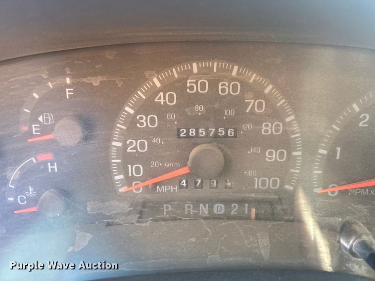 image for item NB9379 1997 Ford F150 SuperCab pickup truck