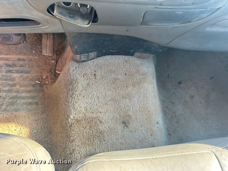 image for item NB9379 1997 Ford F150 SuperCab pickup truck