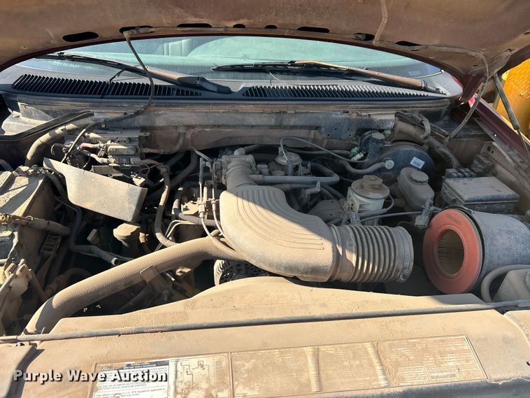 image for item NB9379 1997 Ford F150 SuperCab pickup truck