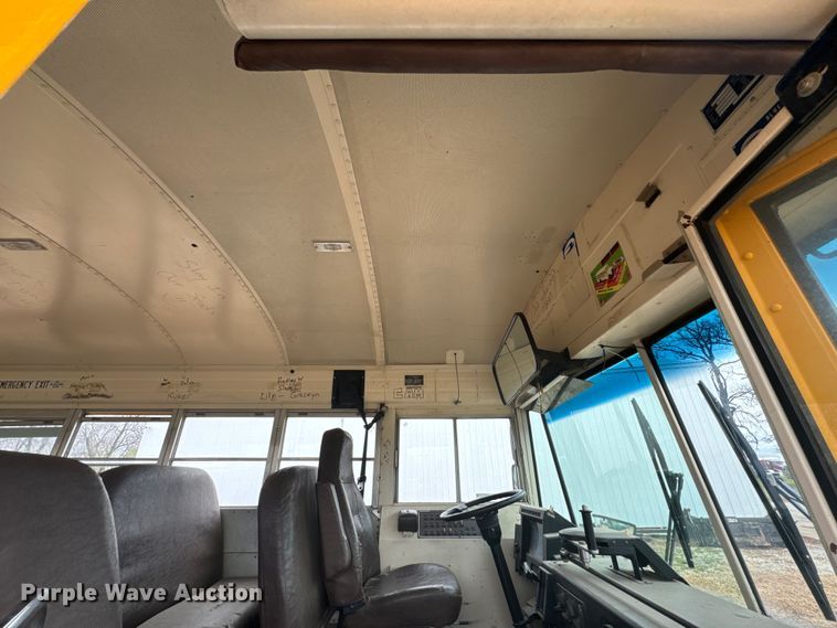 image for item ND9129 1998 Blue Bird TC2000 school bus