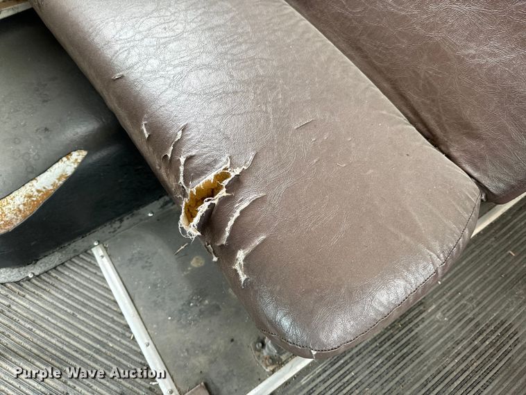 image for item ND9129 1998 Blue Bird TC2000 school bus