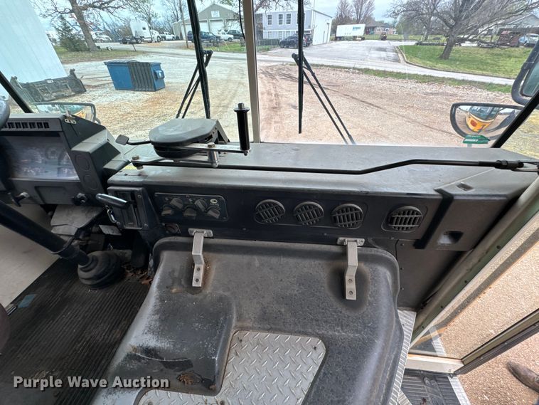 image for item ND9129 1998 Blue Bird TC2000 school bus