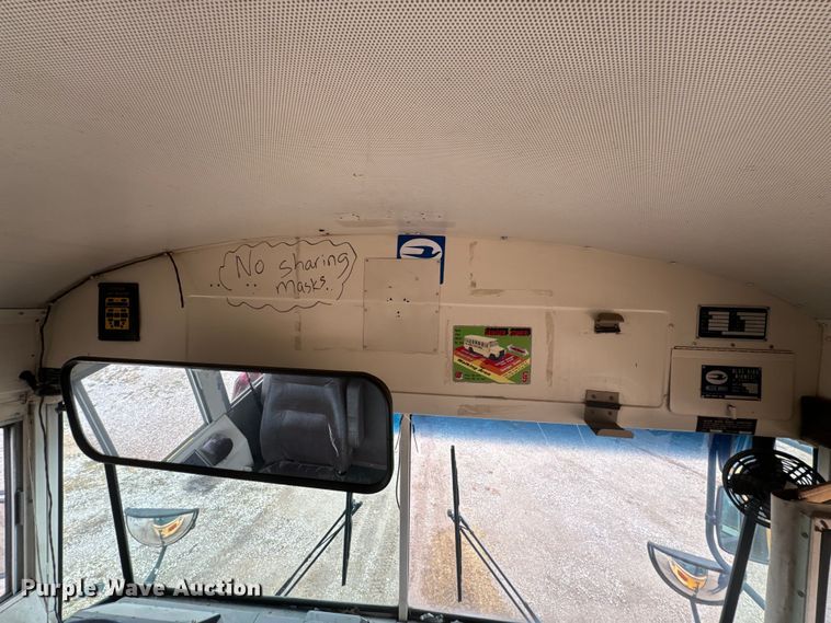 image for item ND9129 1998 Blue Bird TC2000 school bus