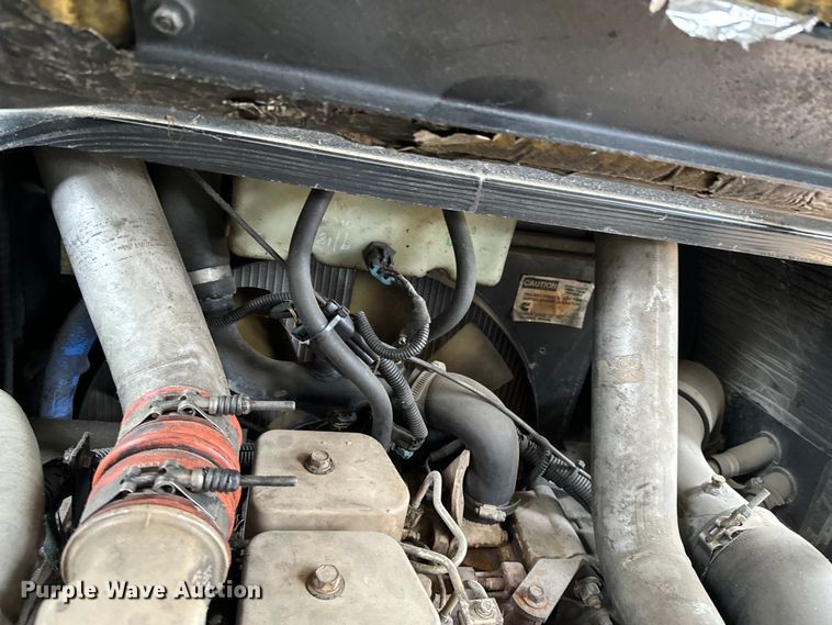 image for item ND9129 1998 Blue Bird TC2000 school bus