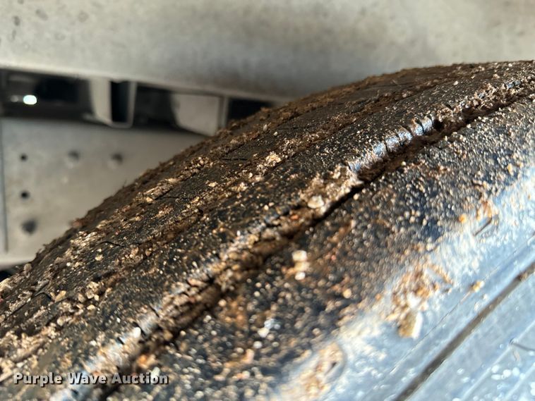 image for item ND9129 1998 Blue Bird TC2000 school bus