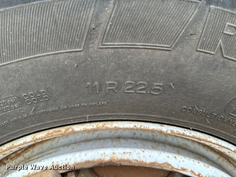 image for item ND9129 1998 Blue Bird TC2000 school bus