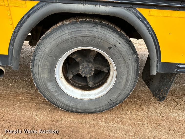 image for item ND9129 1998 Blue Bird TC2000 school bus