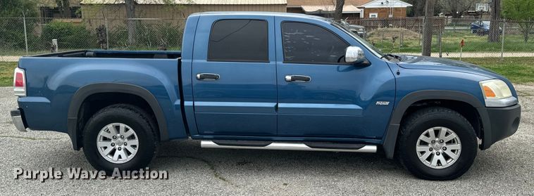 image for item ND9158 2006 Mitsubishi Raider Double Cab pickup truck