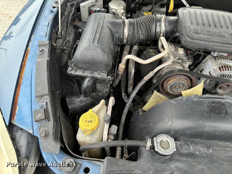 image for item ND9158 2006 Mitsubishi Raider Double Cab pickup truck