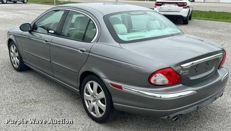 image for item ND9160 2004 Jaguar X-Type 