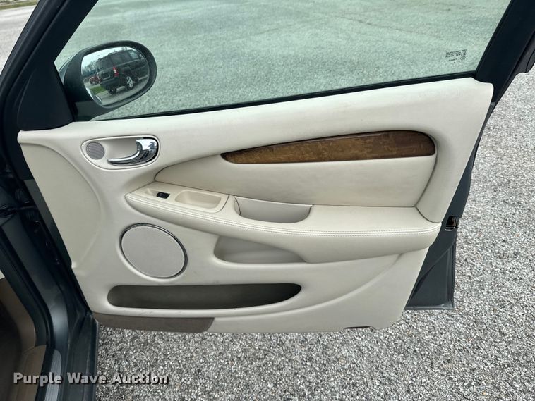 image for item ND9160 2004 Jaguar X-Type 