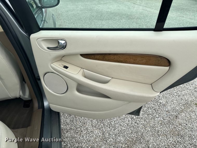 image for item ND9160 2004 Jaguar X-Type 