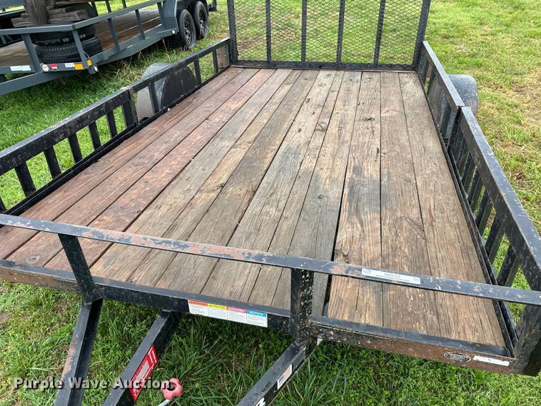 image for item ND9163 2015 Lamar utility trailer