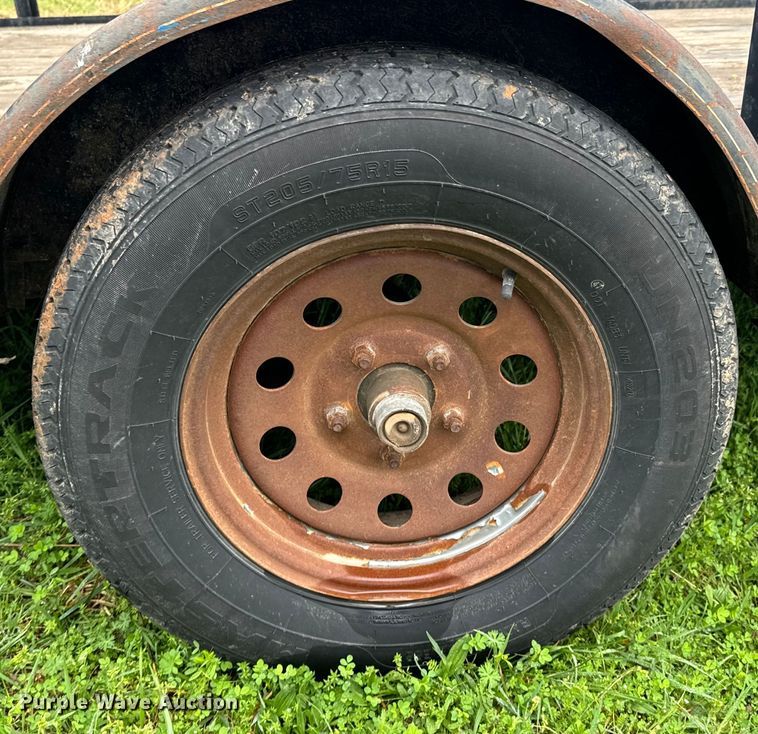 image for item ND9163 2015 Lamar utility trailer