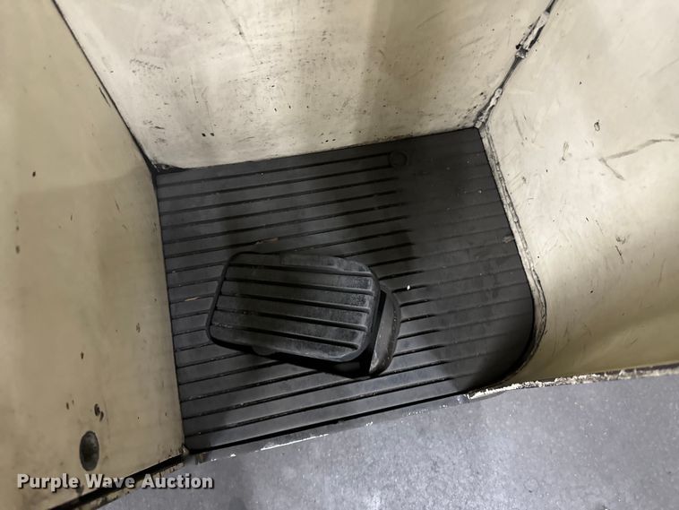 image for item ND9167 Nissan OR35 order picker