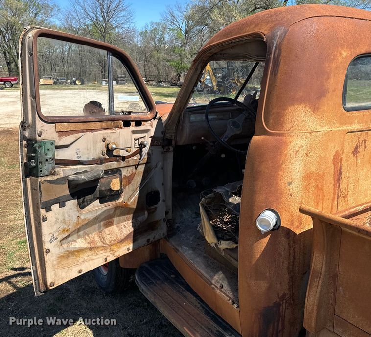 image for item ND9169 Studebaker M15A-20 pickup truck