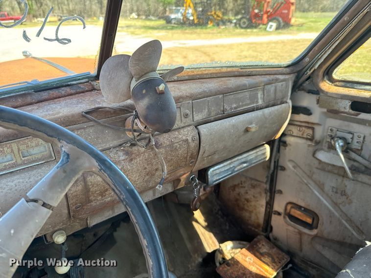 image for item ND9169 Studebaker M15A-20 pickup truck