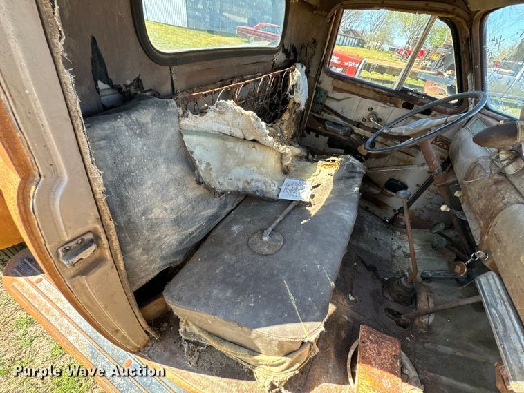 image for item ND9169 Studebaker M15A-20 pickup truck