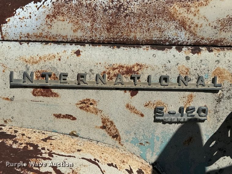 image for item ND9172 1957 International S-120 pickup truck