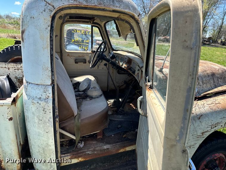 image for item ND9172 1957 International S-120 pickup truck