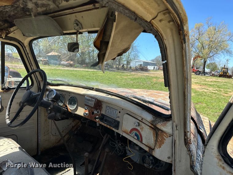 image for item ND9172 1957 International S-120 pickup truck