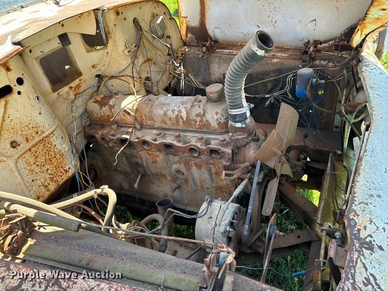 image for item ND9172 1957 International S-120 pickup truck