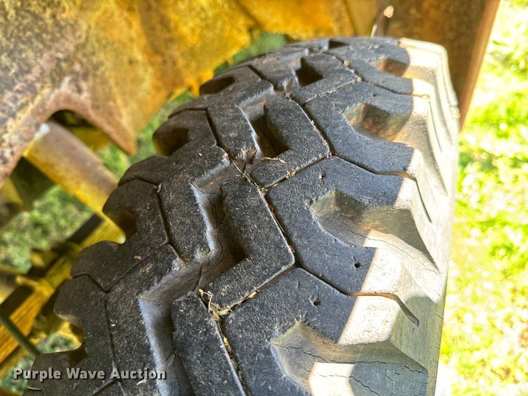 image for item ND9172 1957 International S-120 pickup truck