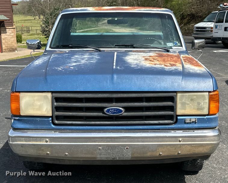 image for item ND9185 1988 Ford F150 pickup truck