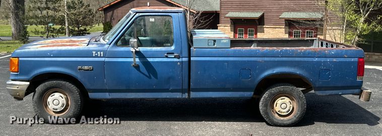 image for item ND9185 1988 Ford F150 pickup truck