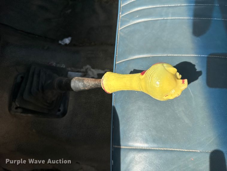 image for item ND9185 1988 Ford F150 pickup truck