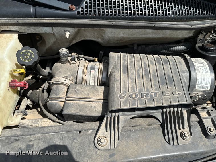 image for item ND9187 2001 Chevrolet Express 3500 van