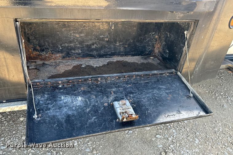 image for item ND9189 2012 Ford F450 Super Duty Lariat Crew Cab utility / service truck