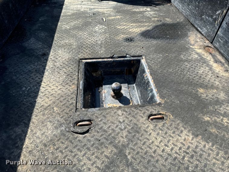 image for item ND9189 2012 Ford F450 Super Duty Lariat Crew Cab utility / service truck