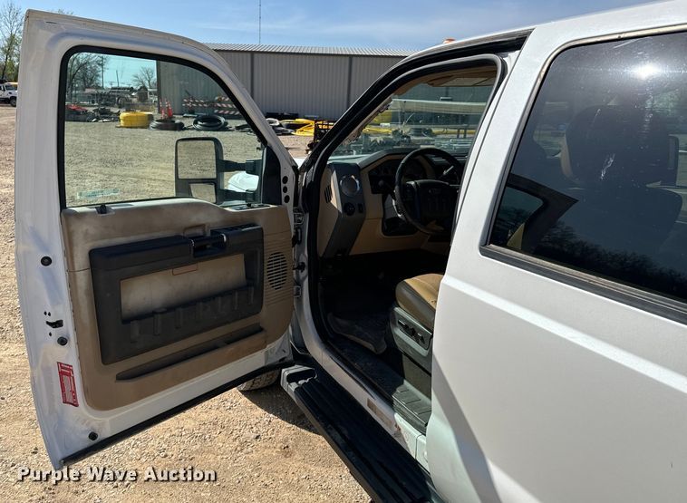 image for item ND9189 2012 Ford F450 Super Duty Lariat Crew Cab utility / service truck