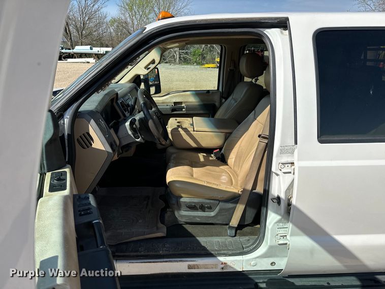 image for item ND9189 2012 Ford F450 Super Duty Lariat Crew Cab utility / service truck