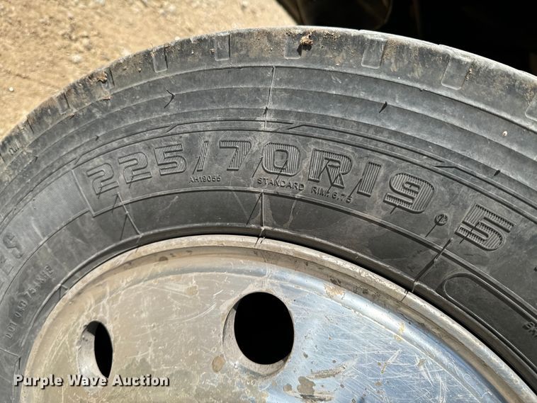 image for item ND9189 2012 Ford F450 Super Duty Lariat Crew Cab utility / service truck