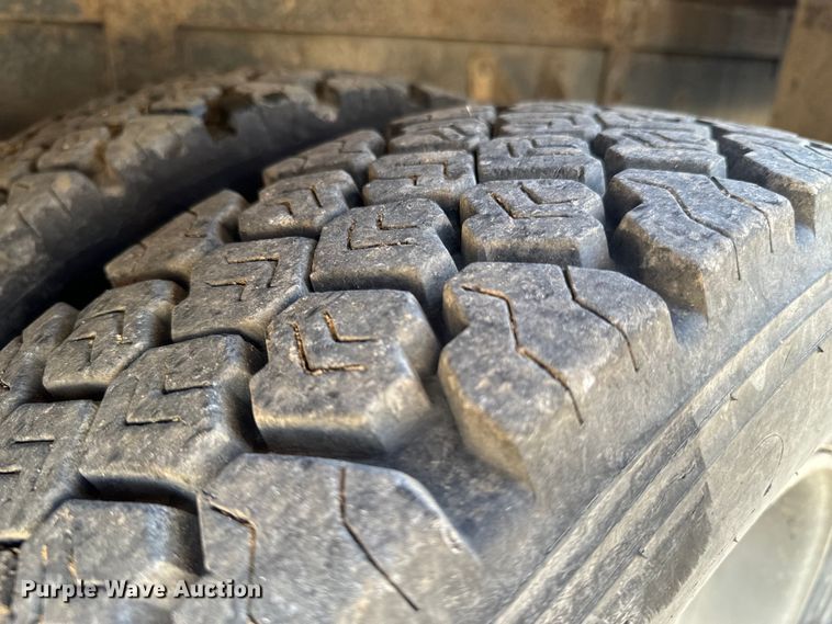 image for item ND9189 2012 Ford F450 Super Duty Lariat Crew Cab utility / service truck