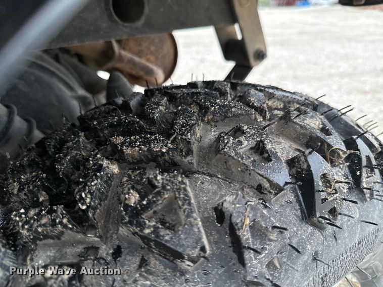 image for item ND9206 2011 Kawasaki Mule 4010 utility vehicle