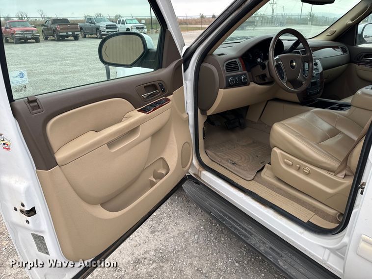 image for item NH9164 2010 Chevrolet  Tahoe LT SUV