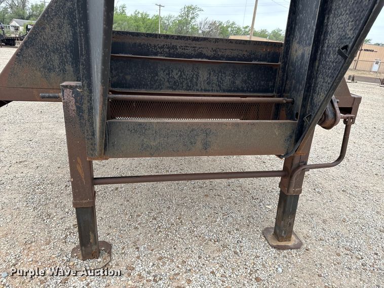 image for item NH9166 1997 Shop built  equipment trailer