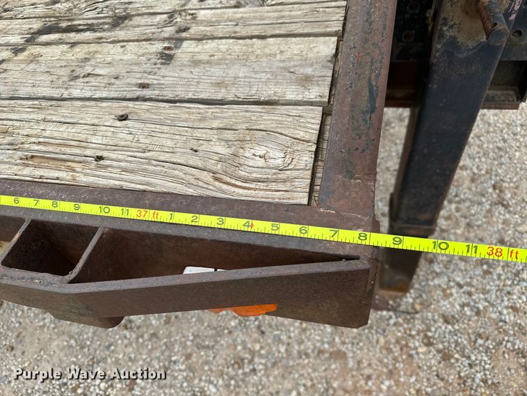 image for item NH9166 1997 Shop built  equipment trailer